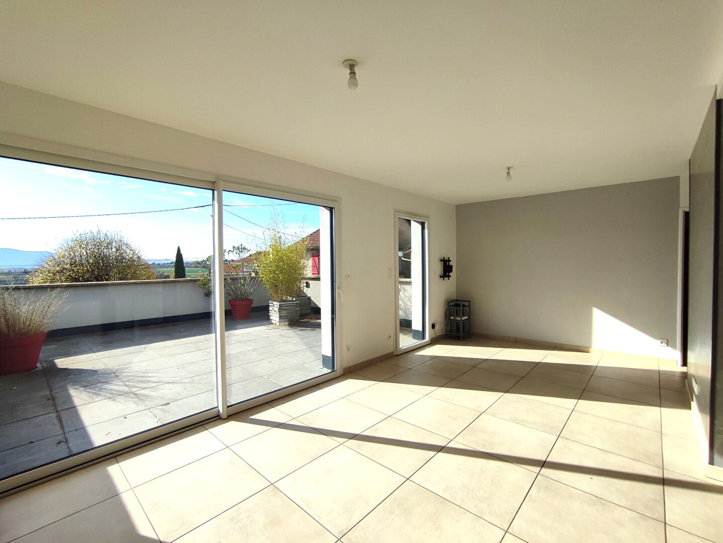 Photo MAISON MODERNE 5 PIECES LA MURETTE - 97.37 m2 image 2/6