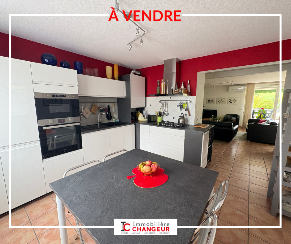 VOIRON - DUPLEX 4 pièces de 99 m² avec TERRASSE