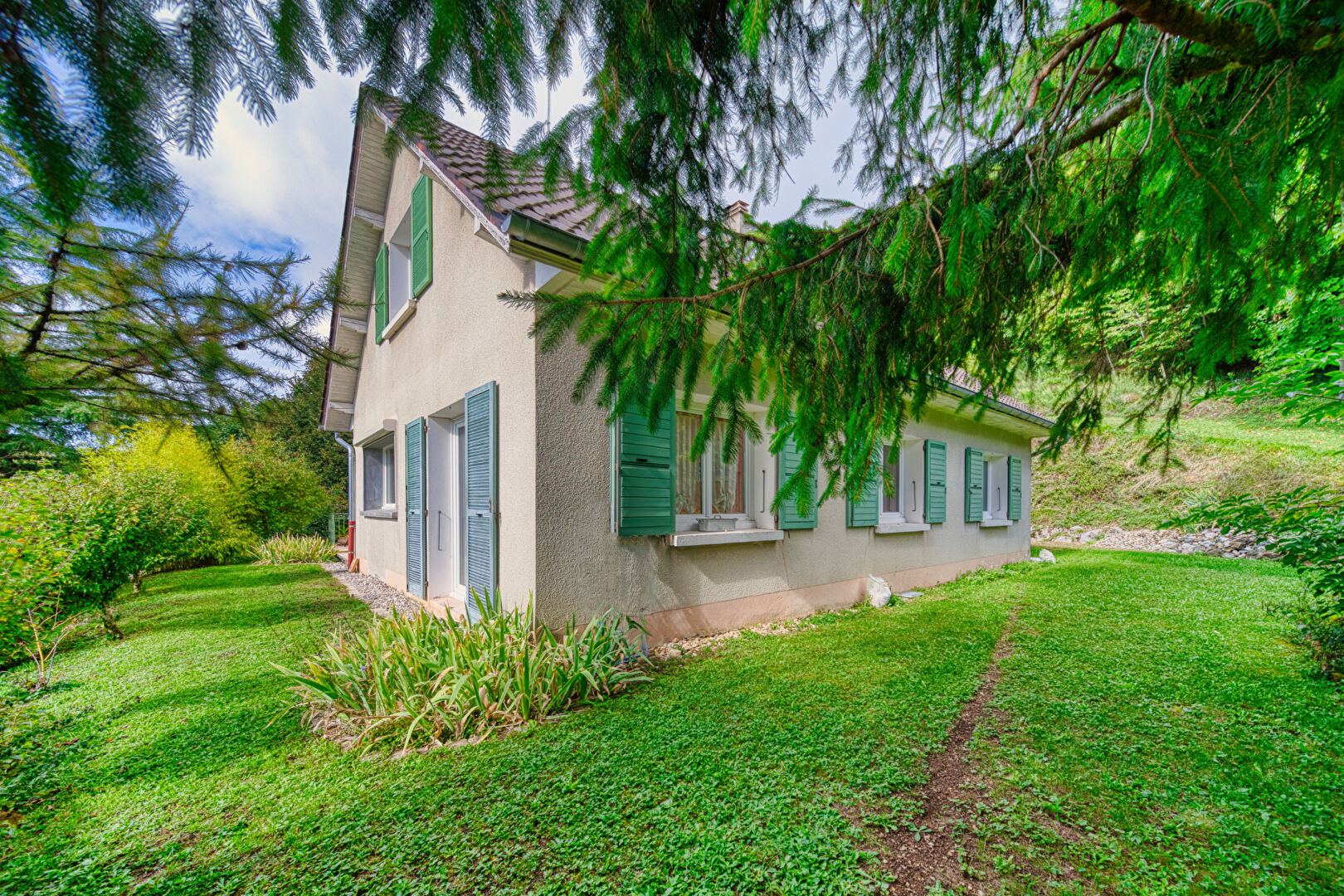 Maison 7 pièces 189 m2 - TOLVON