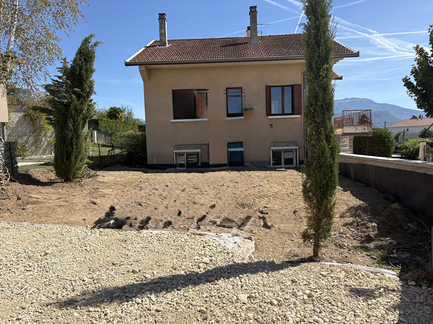 Grand 2 pièces avec Jardin et stationnement