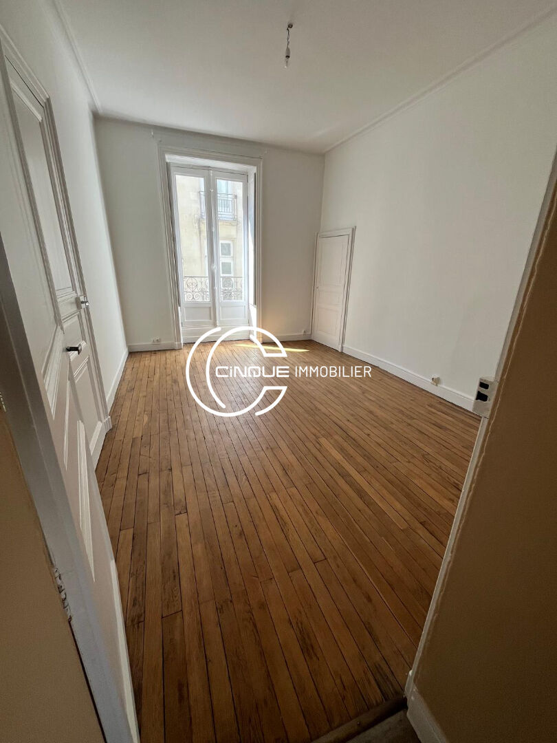 Photo Appartement Nantes 4 pièce(s) 93 m2 image 4/5