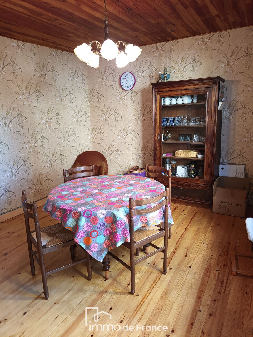 Photo Vallée du Lot maison de village sur le chemin de St Jacques Compostelle image 4/6