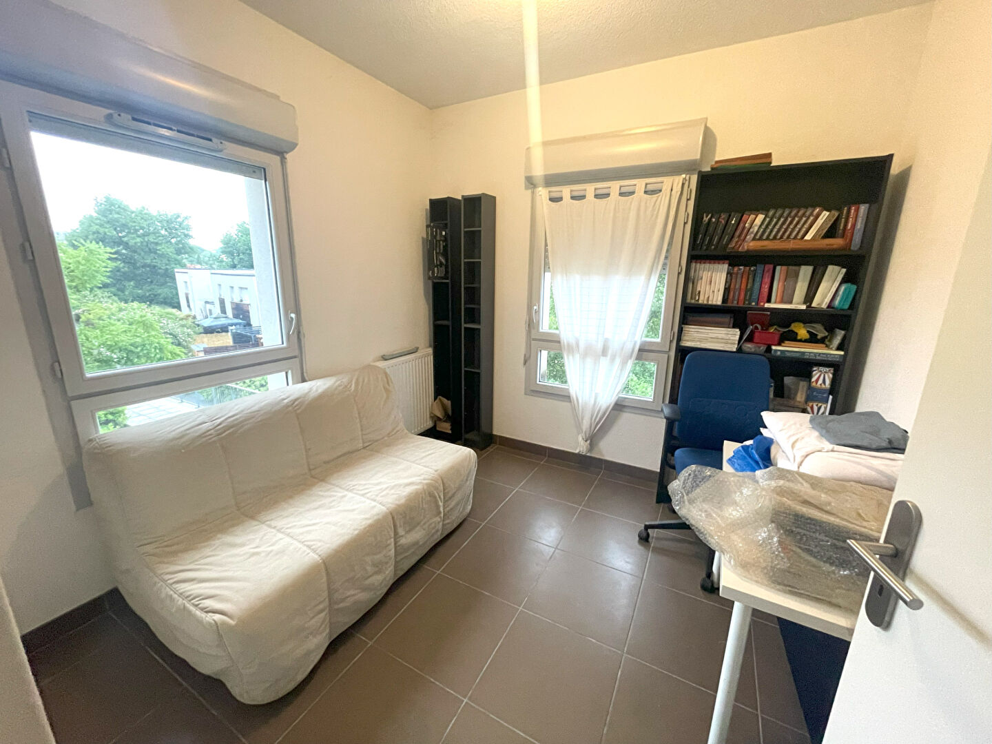 Photo SAINT-ORENS DE GAMEVILLE - Appartement T4 en duplex + jardin image 5/6