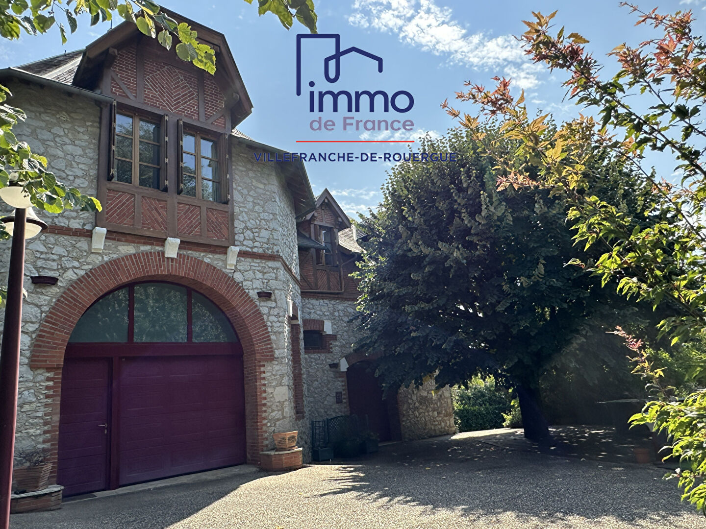 Photo Demeure de prestige Villefranche De Rouergue 13 pièces 254 m2 image 3/6