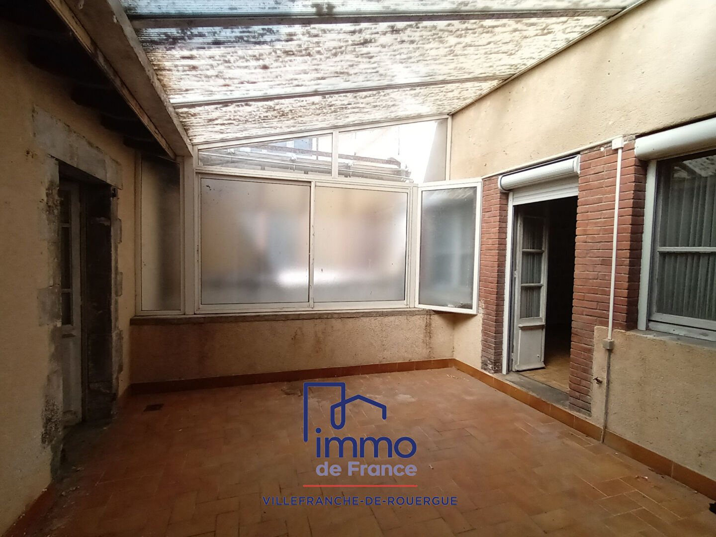 Photo Maison de ville  12 pièces 180 m² habitables + garage image 2/6