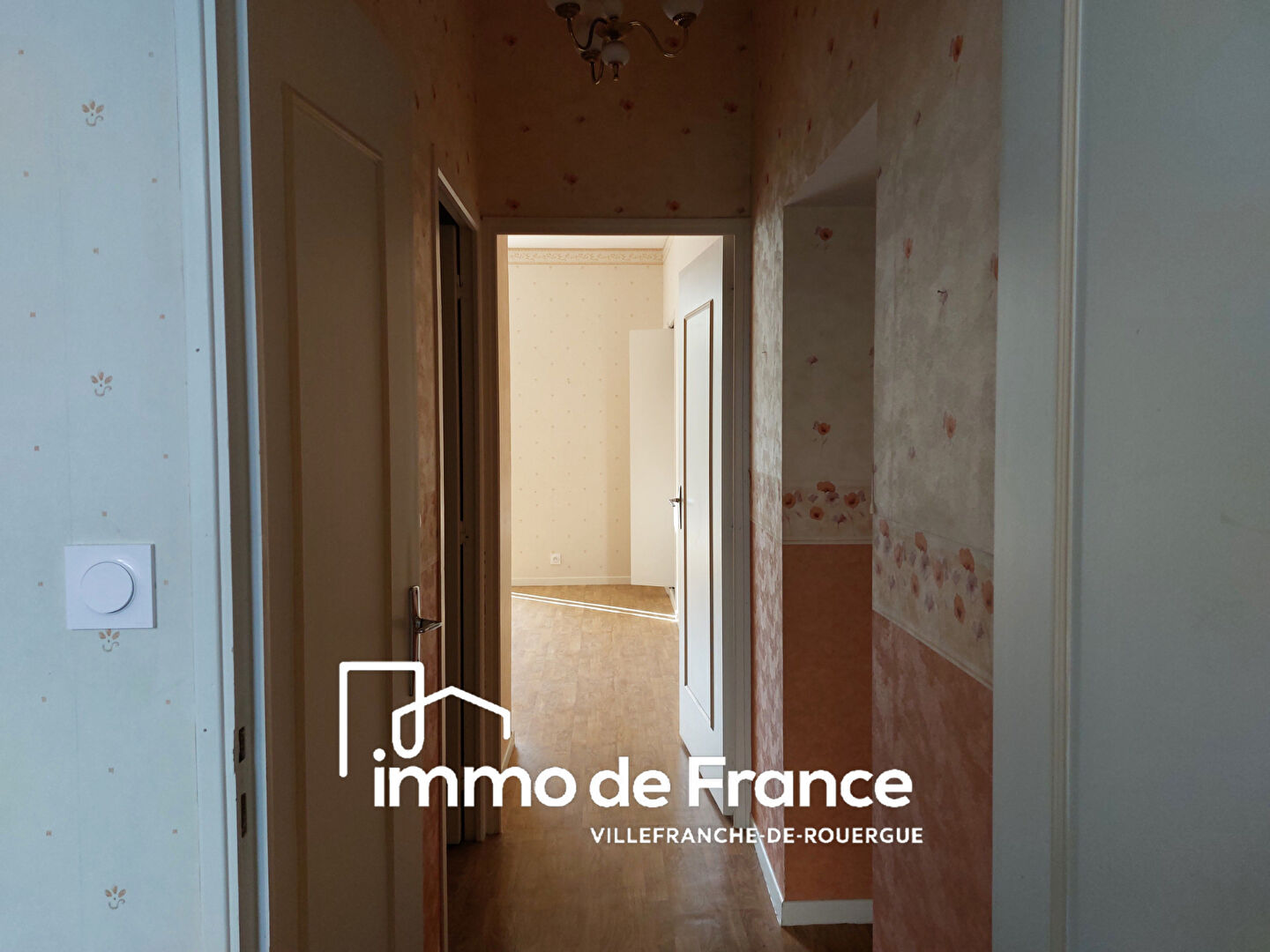 Photo Appartement T4 de 79.93 m2 + parking couvert image 5/6