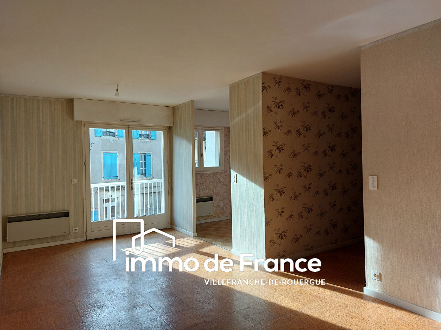 Photo Appartement T2  52.80m²  avec balcon + garage image 1/6