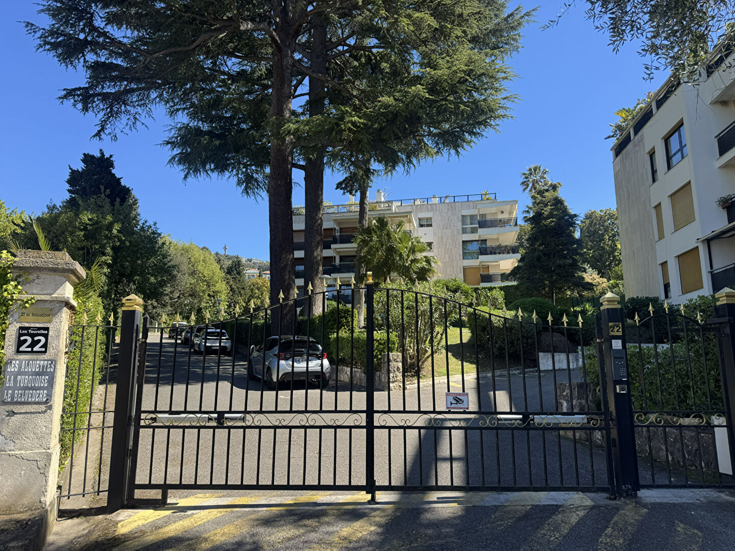 A VENDRE - 3 PIECES - CANNES MONTFLEURY
