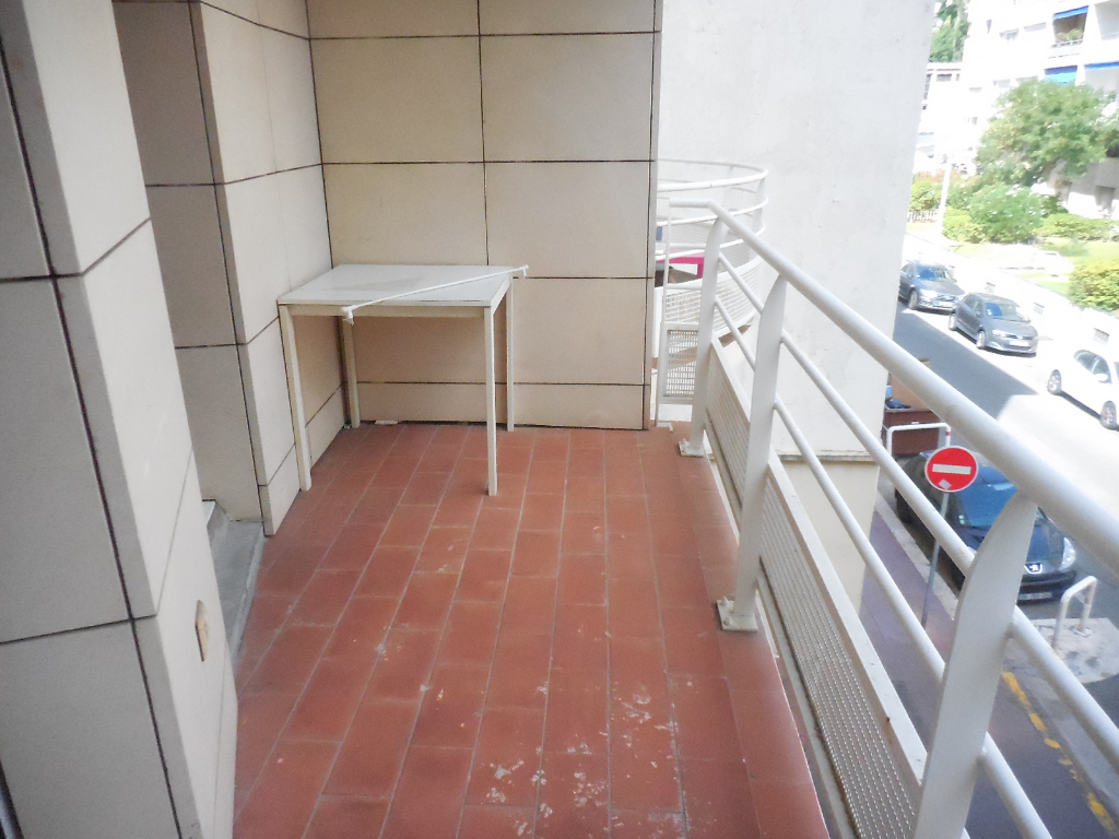 Photo T2  AVEC PARKING - QUARTIER PERIER - 13008 image 5/6