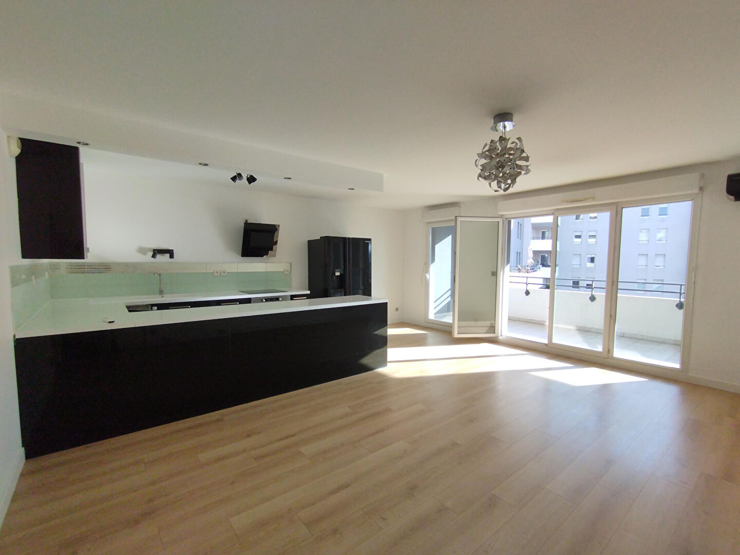 Agence immobilière de IMMO de FRANCE - Provence - Marseille 8