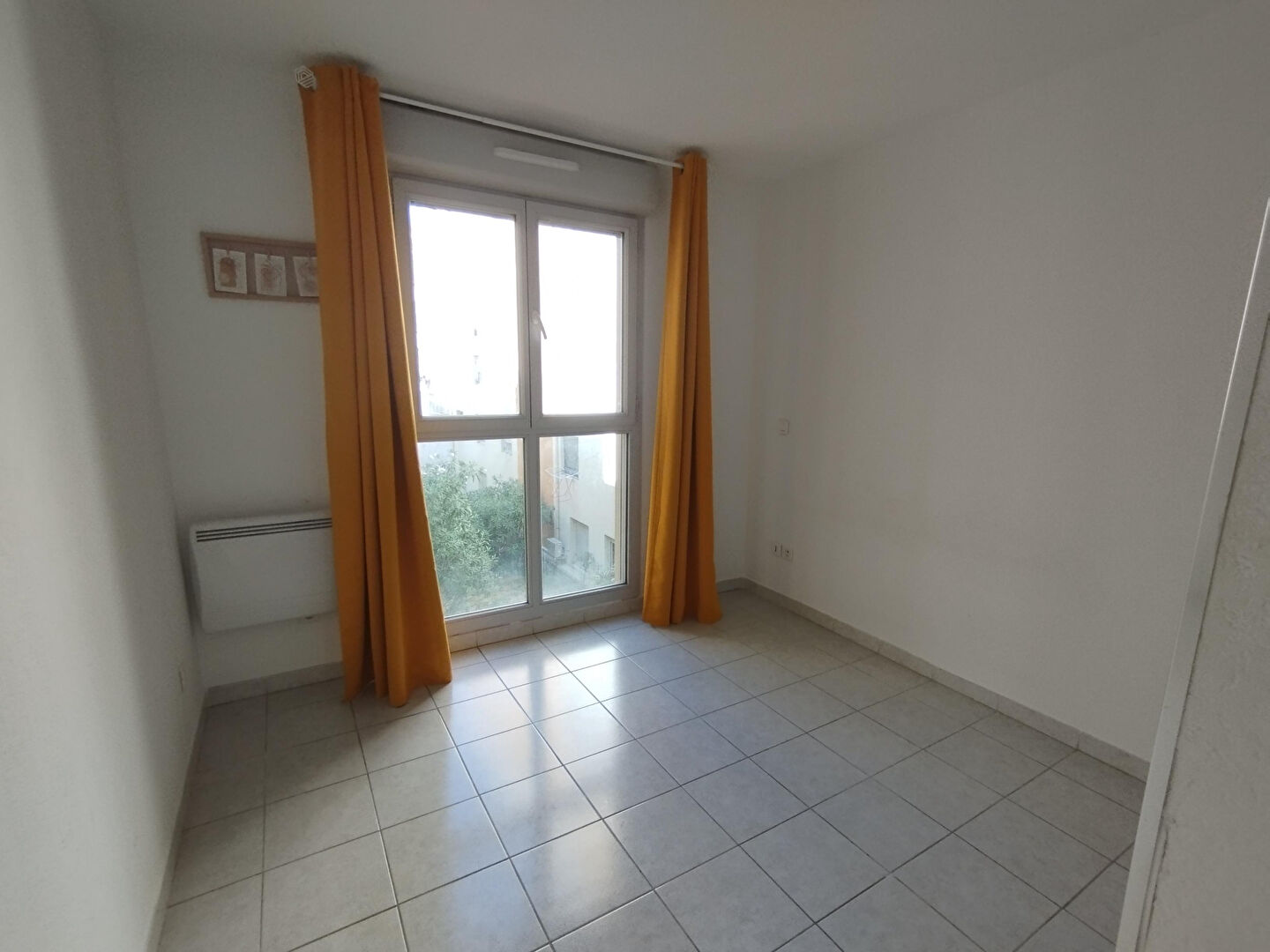 Photo Appartement  3 pièces + parking privé 13003 Marseille image 5/6