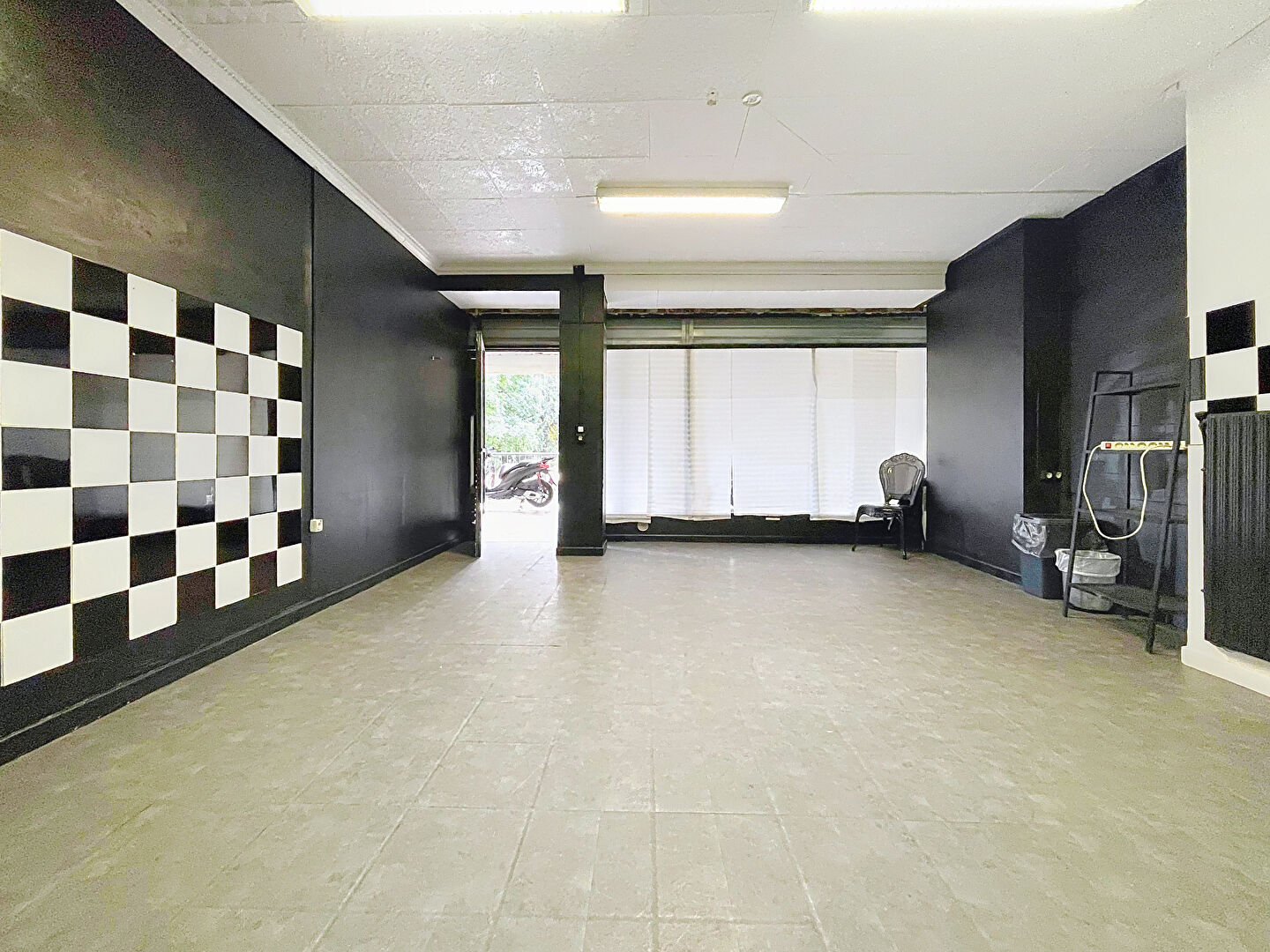 Local commercial Marseille 117 m2