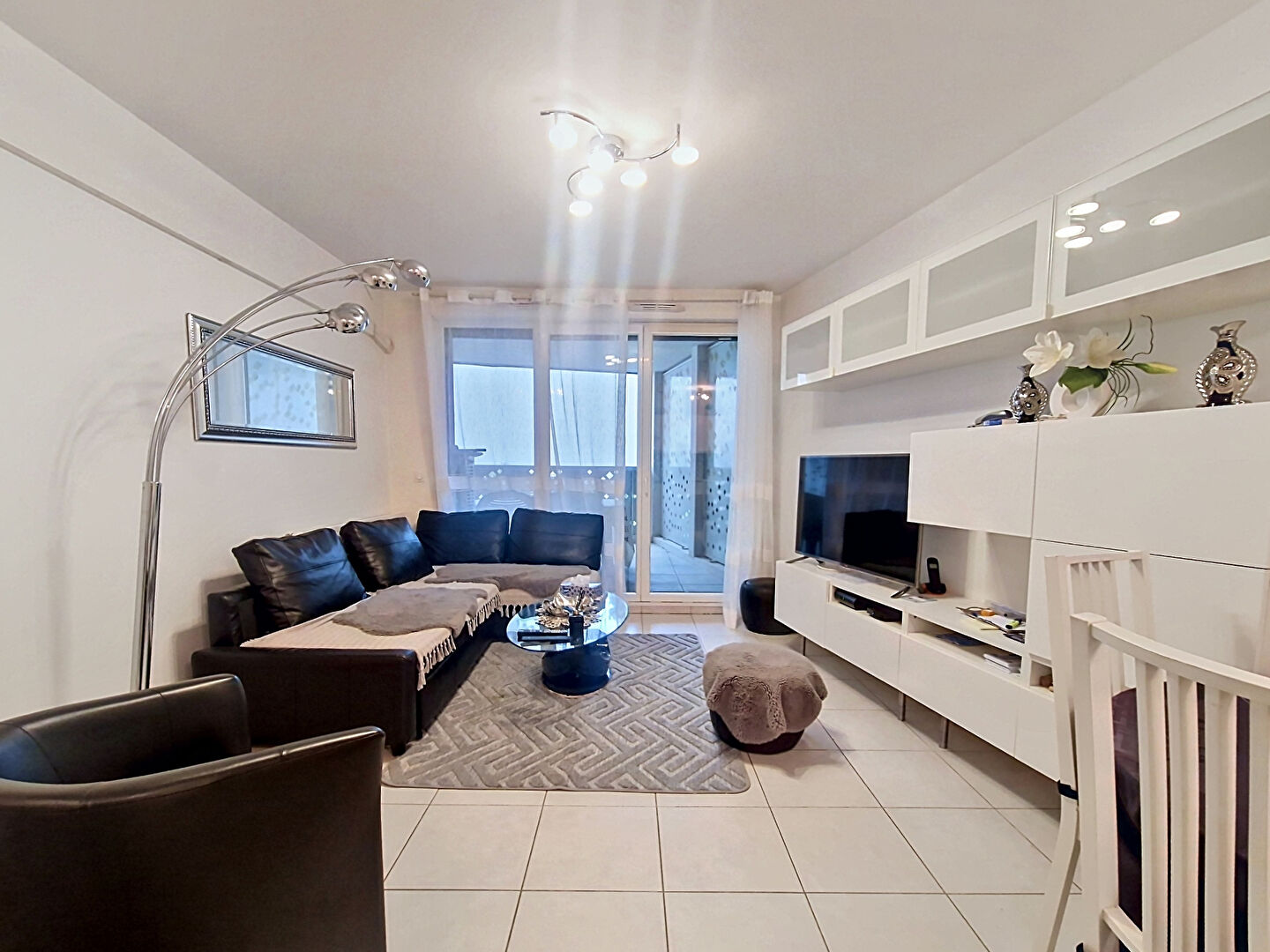 Agence immobilière de IMMO de FRANCE - Provence - Marseille 8
