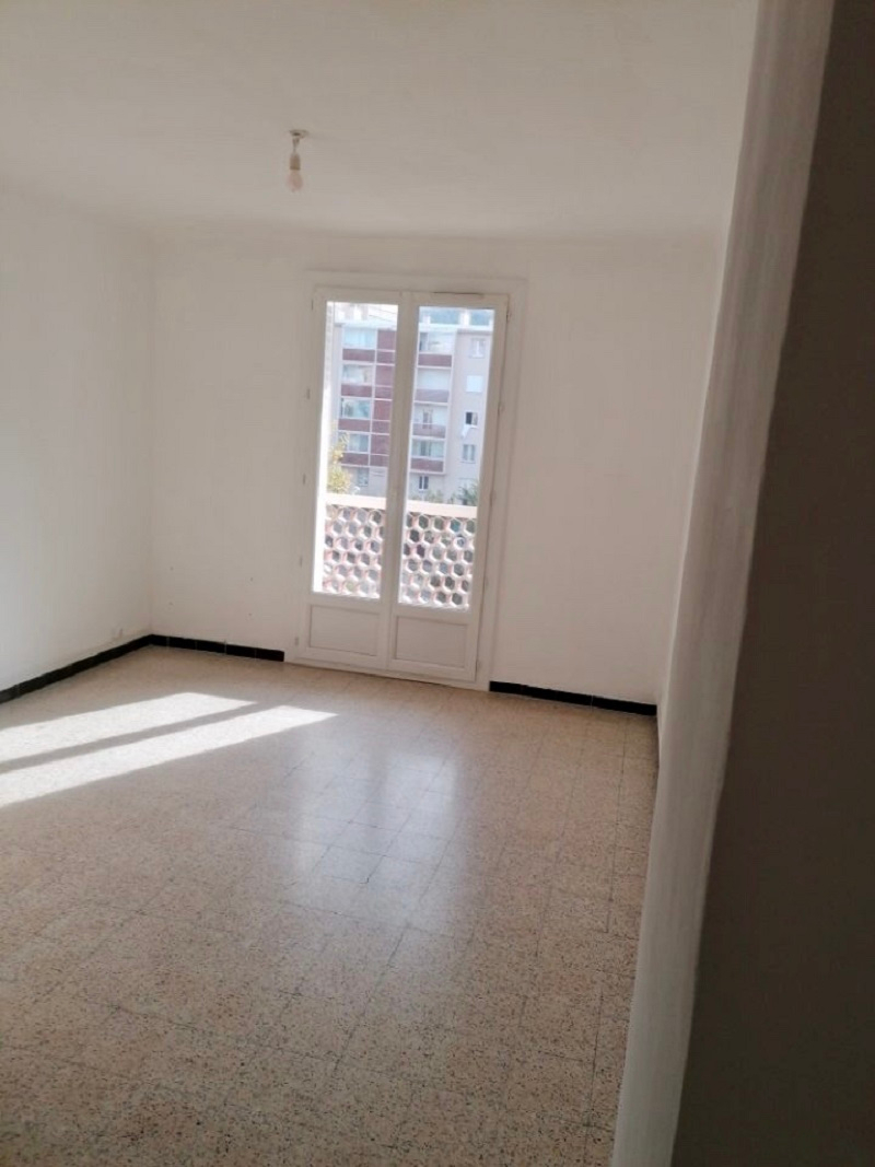 Appartement Aubagne 3 pièce(s) 49.59 m2