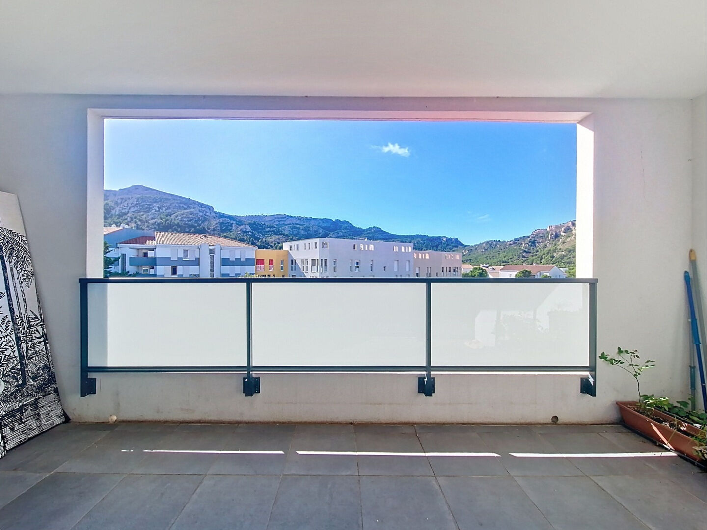 Photo Appartement Marseille 2 pièces avec terrasse + garage en option image 2/6