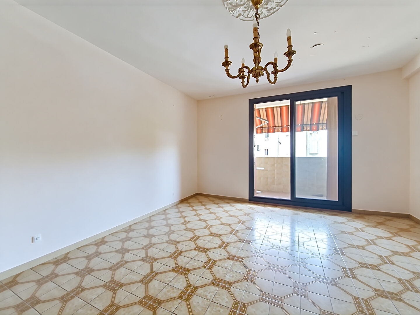 Photo Appartement Marseille 3 pièce(s) 71 m2 image 1/6