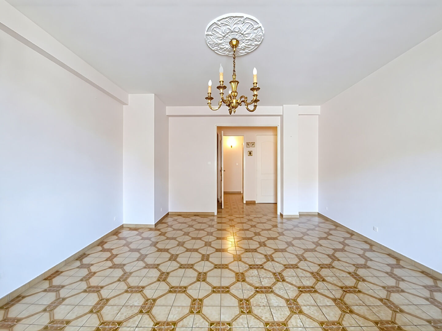 Photo Appartement Marseille 3 pièce(s) 71 m2 image 2/6