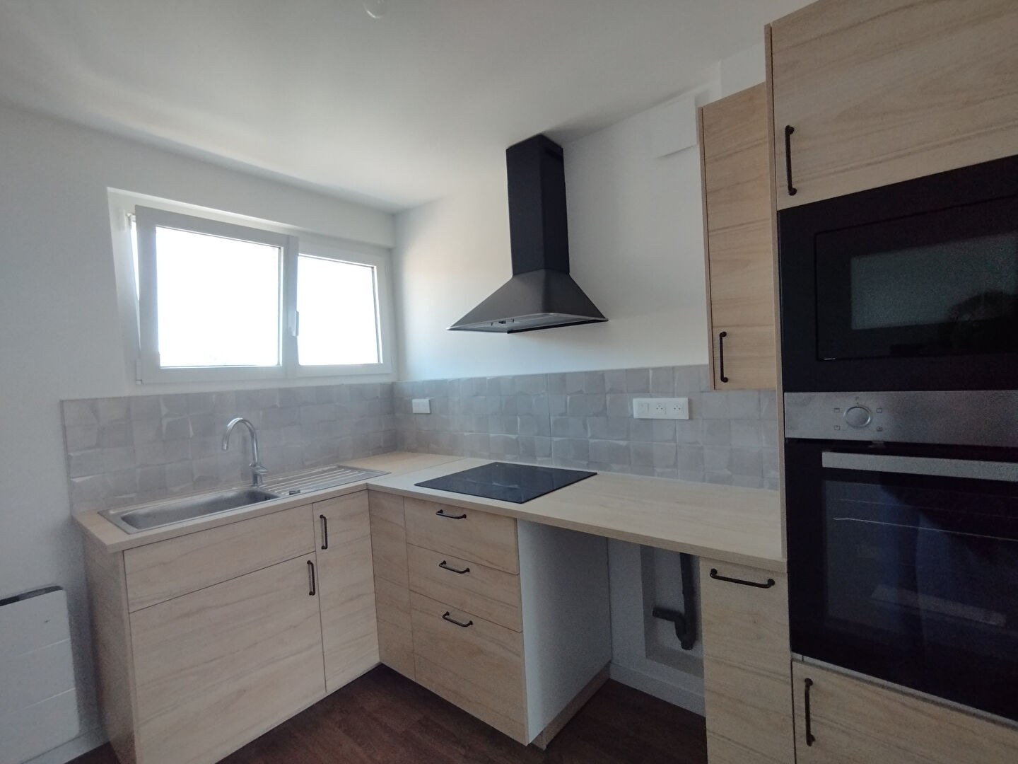 Agence immobilière de IMMO de FRANCE - Provence - Marseille 8