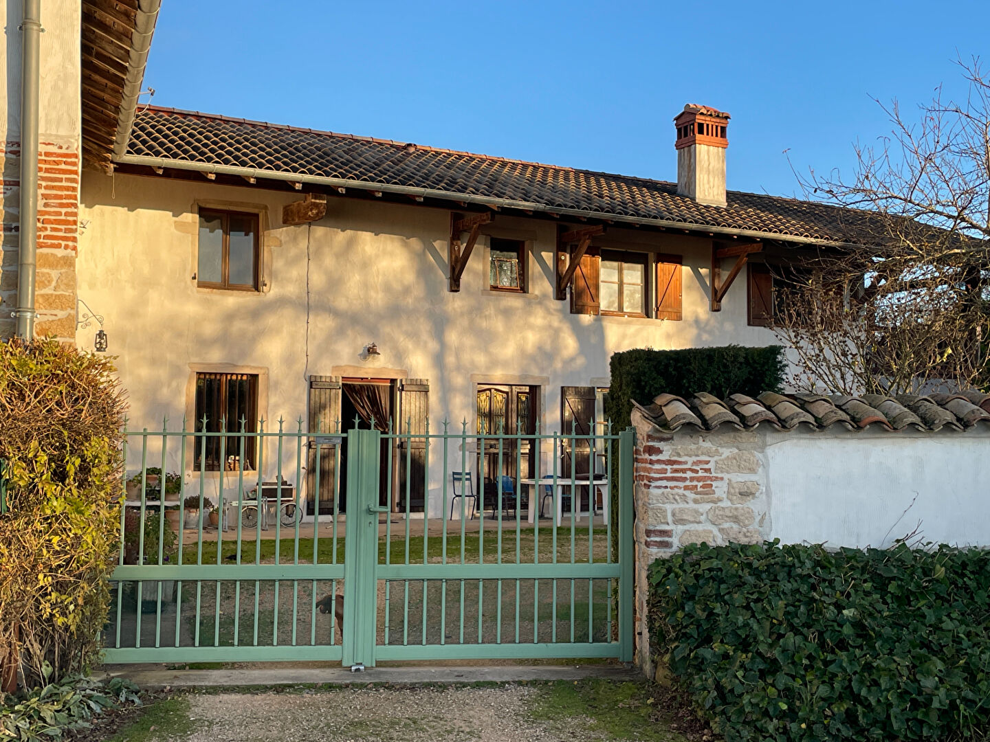 Photo Maison de charme à BEY 190 m² image 1/6