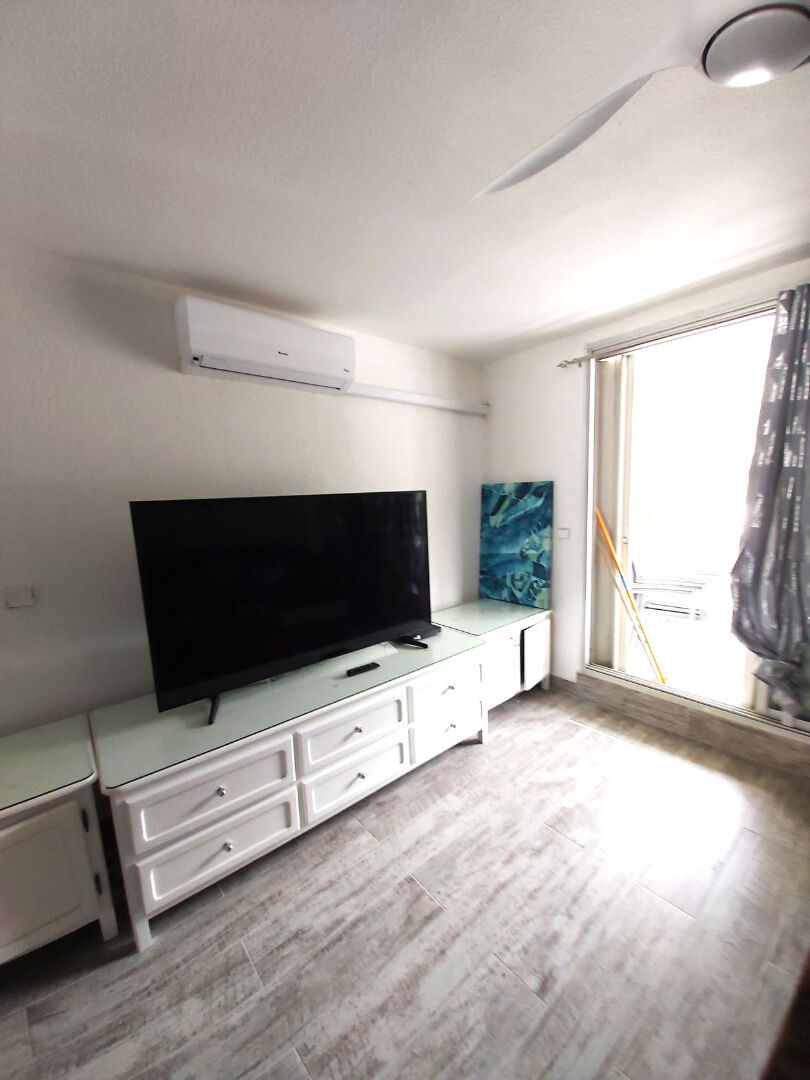 Photo Appartement  3 pièce(s) 85 m2 image 6/6