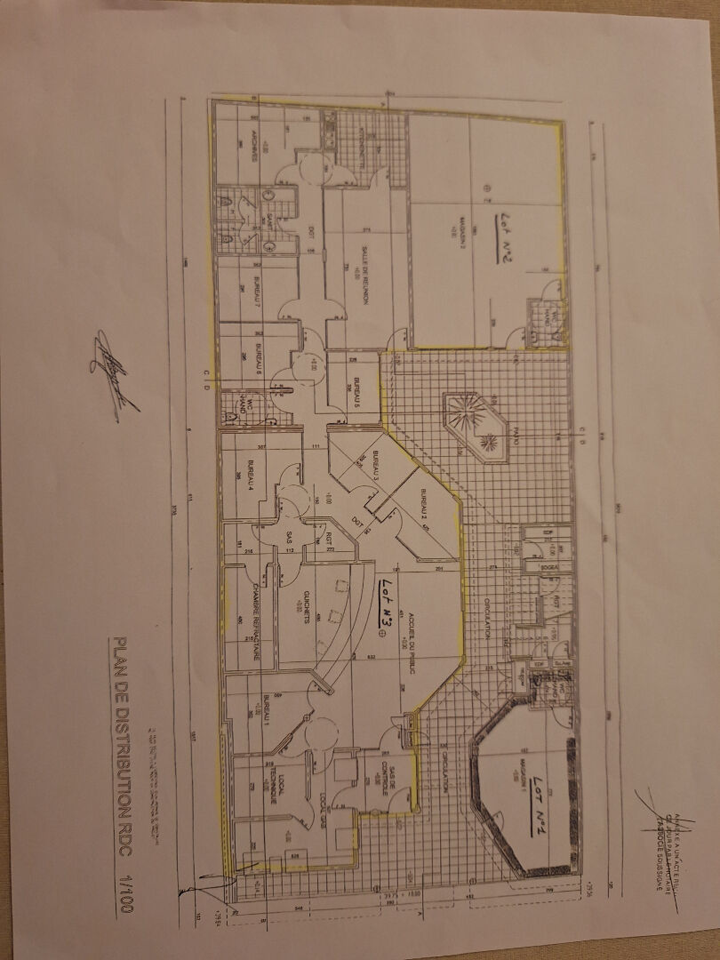 Photo Local commercial  634 m2 image 2/6