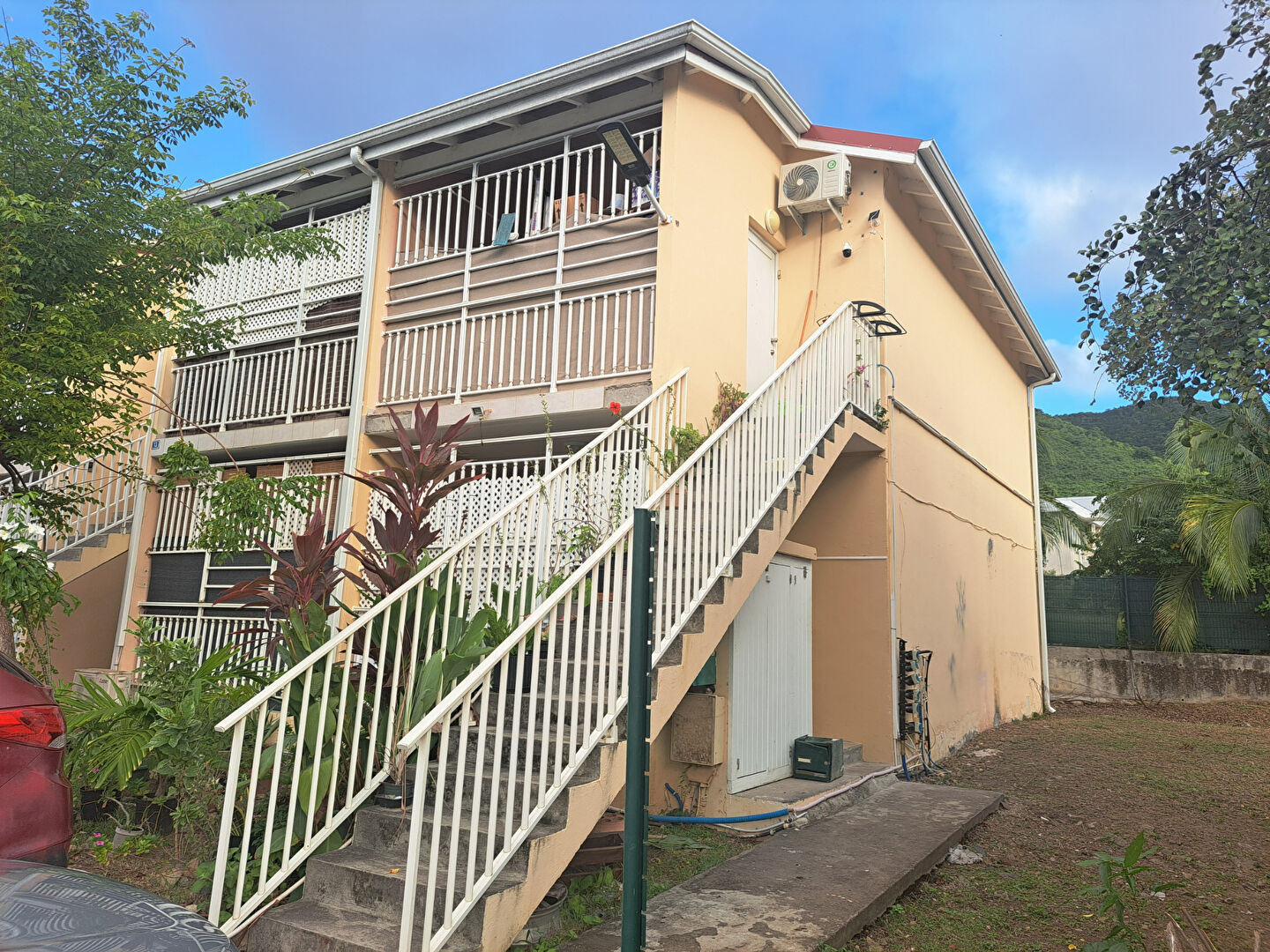 Photo T2 à vendre loués : 2 unités image 1/1