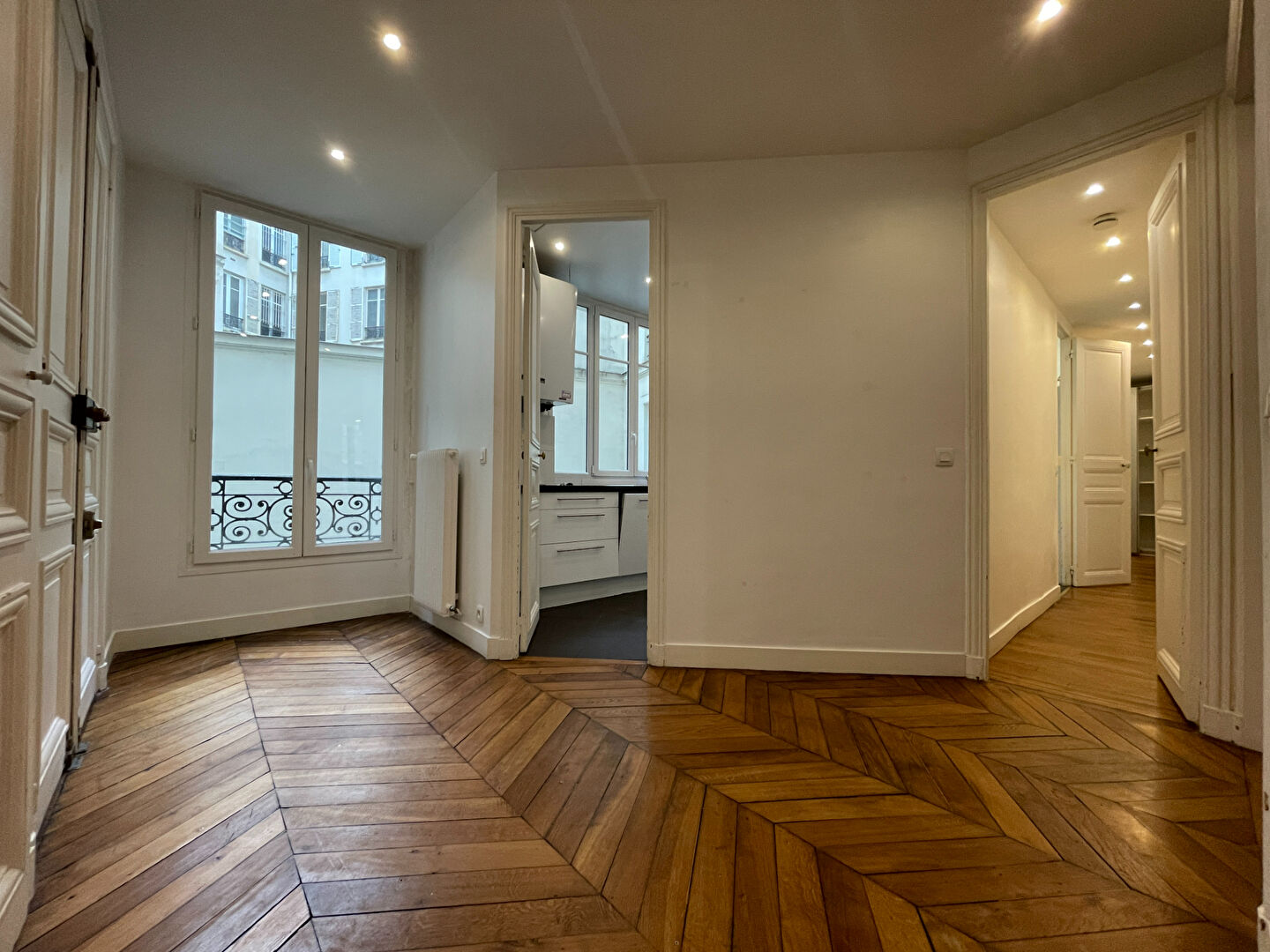 Photo Appartement Paris 5 pièce(s) 125 m2 image 5/6