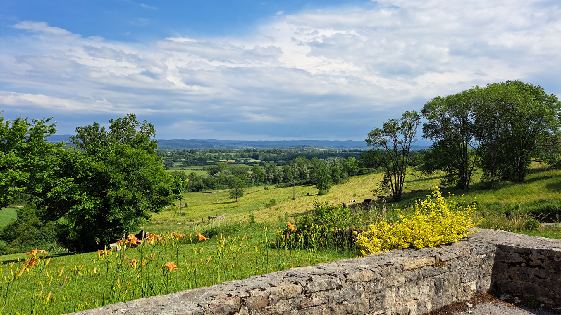 Photo Maison Blye 2 pièce(s) 500 m2 image 4/6
