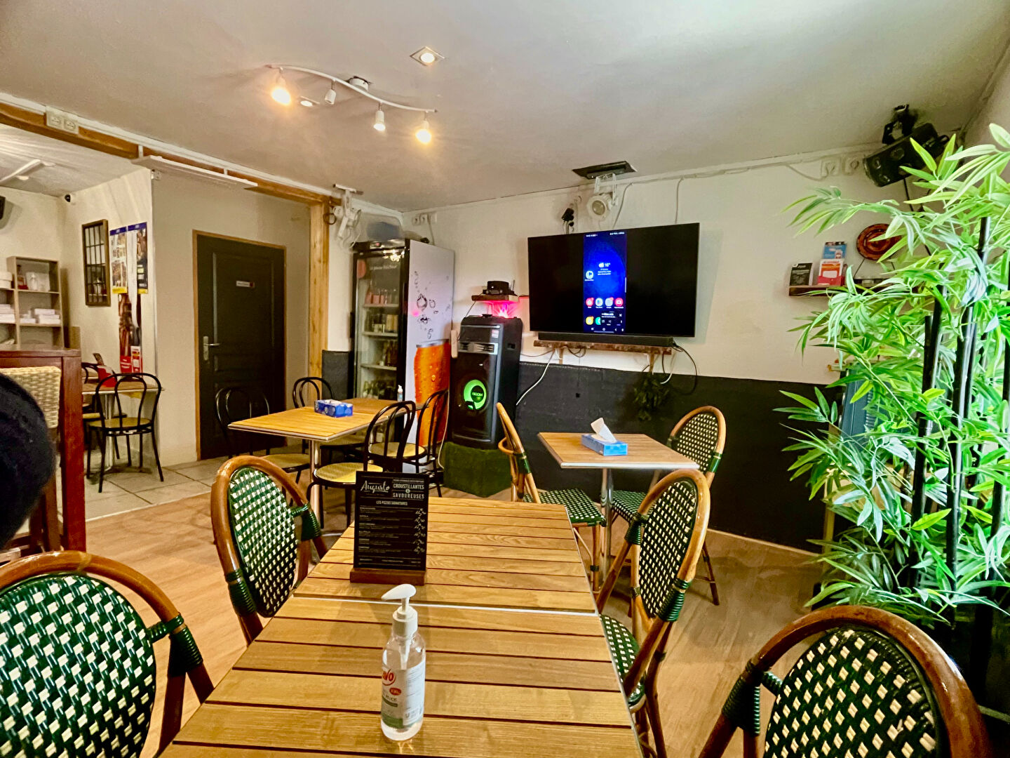 Photo Besancon_ Fonds de commerce  _ 110 m2 image 2/6