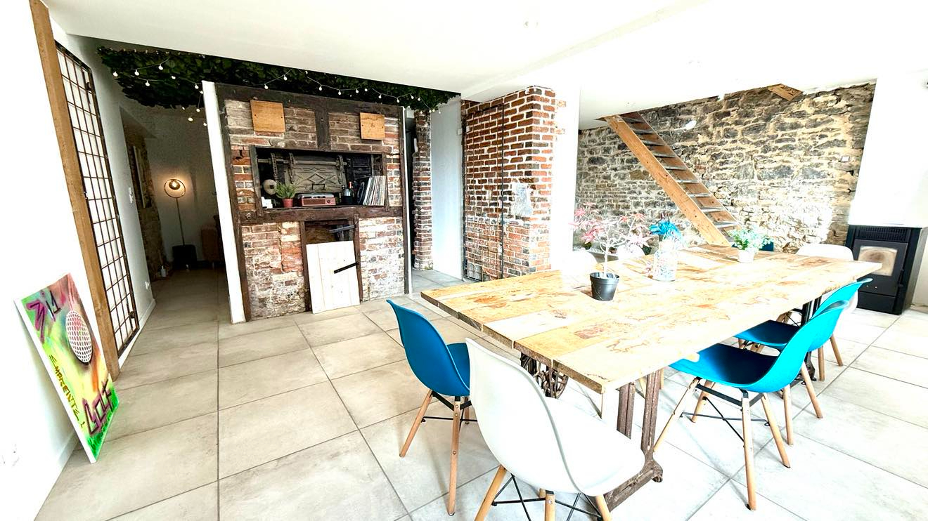 Photo Maison en Pierre rénové 5 pièces image 2/6