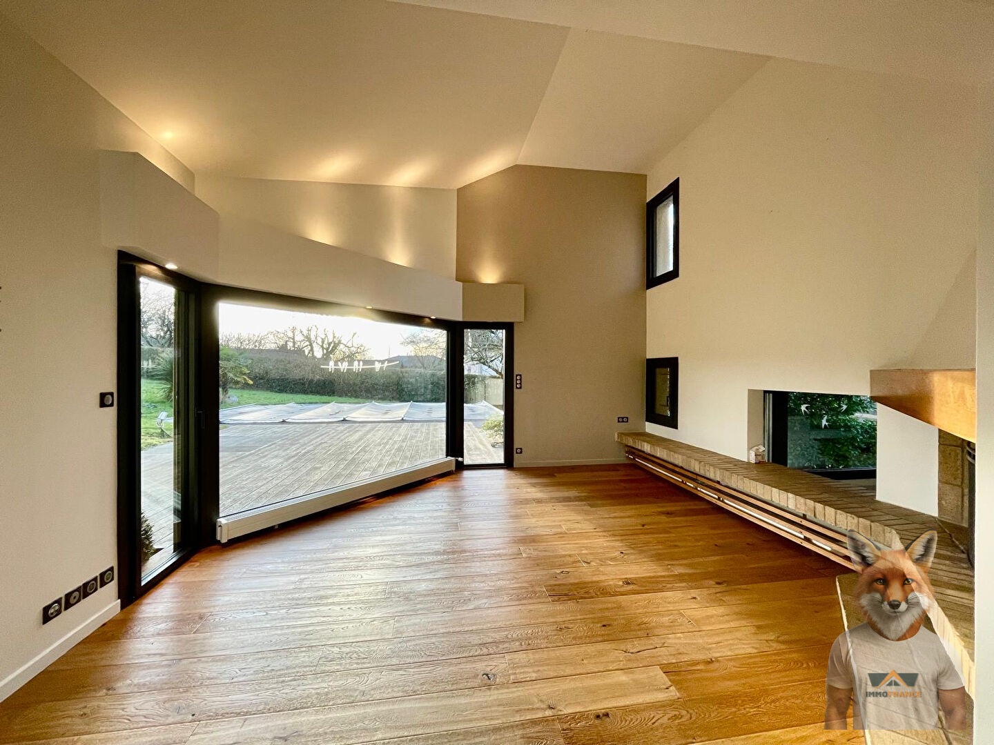 Photo Superbe Maison d'architecte _ Ecole Valentin 5 CH  _ Piscine  _ 165 m2 image 4/6