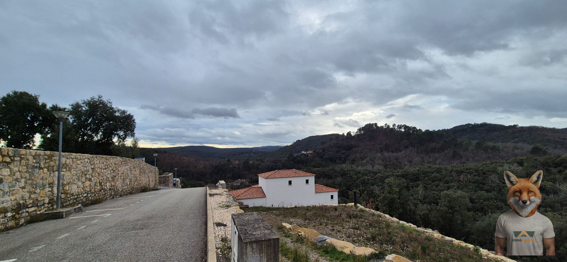 Photo Terrain Saint Jean Du Pin 1082 m2 image 5/6