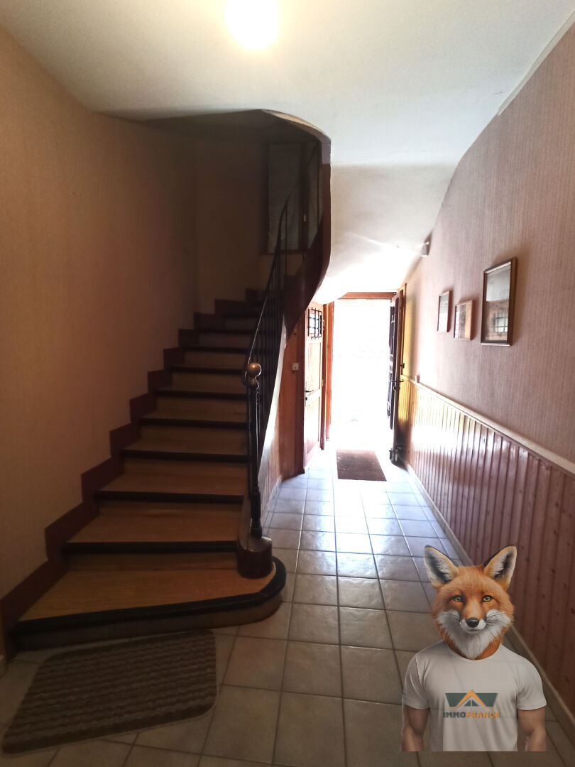 Photo Immeuble 3 appartements de 14 pièces 278 m2 en bord de Loue sur 2 773m² image 5/6