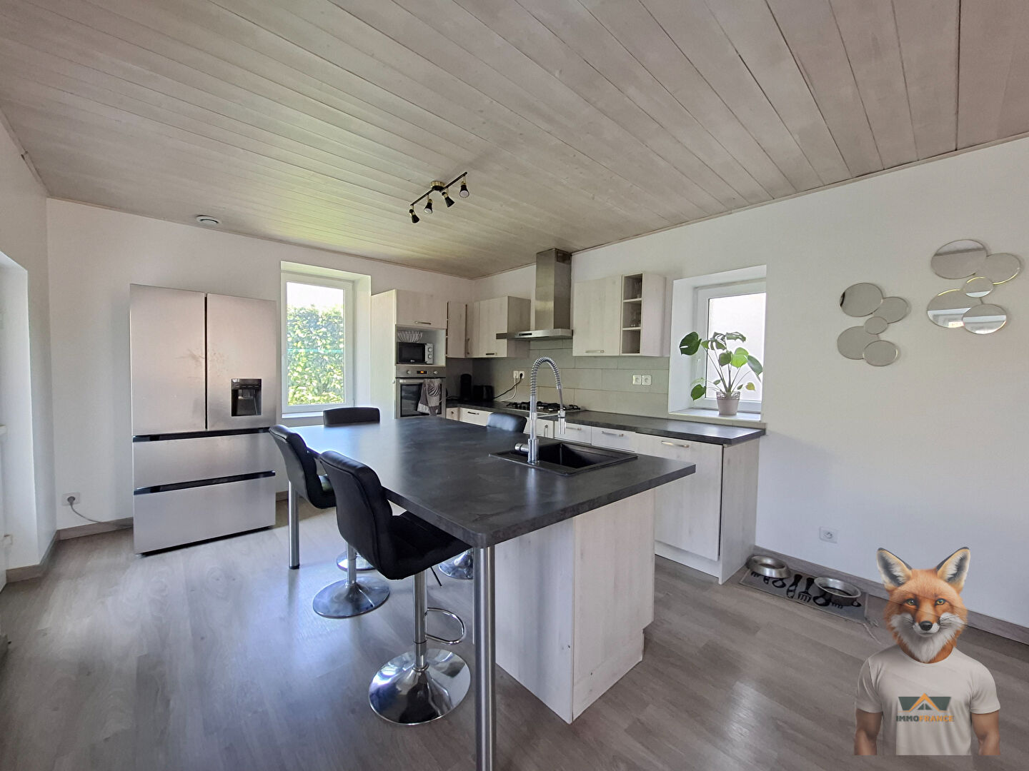 Maison de ville avec jardin au centre ville