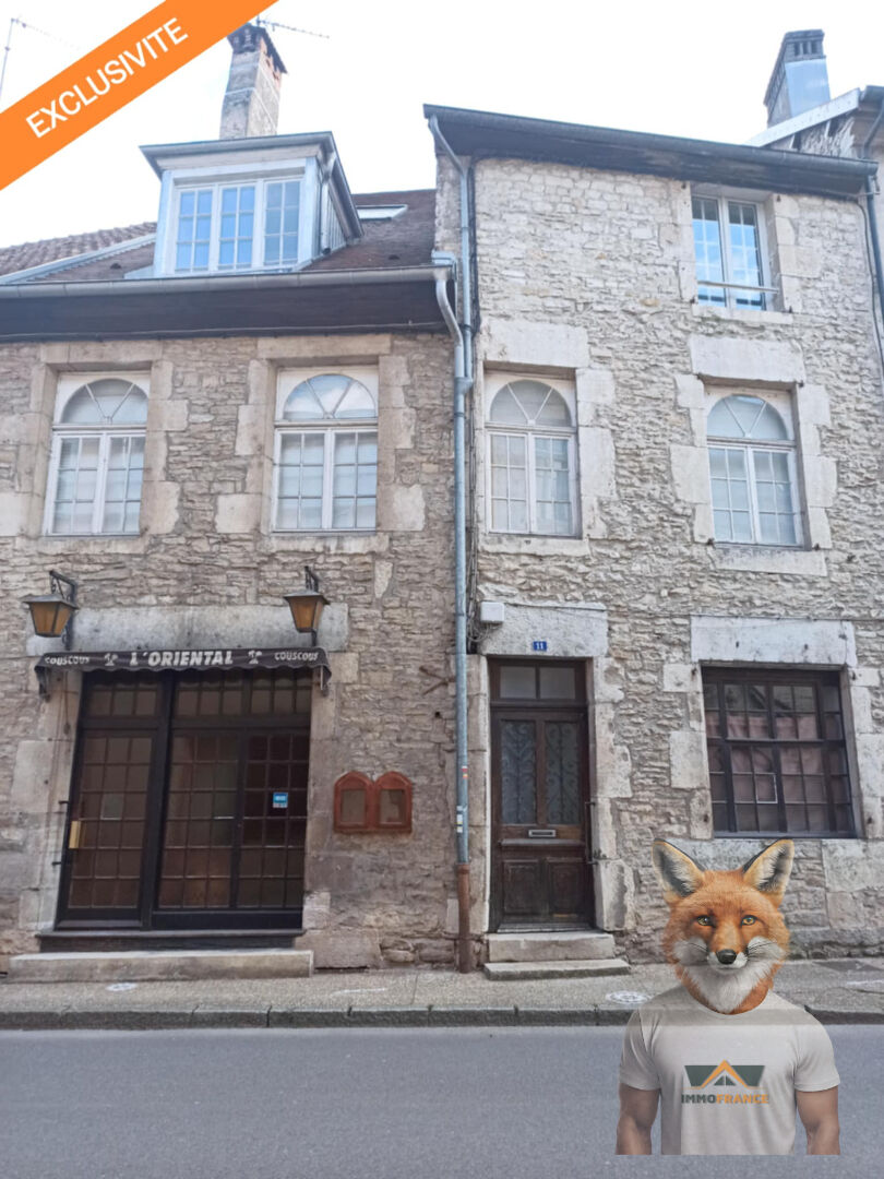 IMMEUBLE DE RAPPORT 214m² RESTAURANT LOUE + 3 APPARTEMENTS LIBRES CENTRE VILLE ORNANS