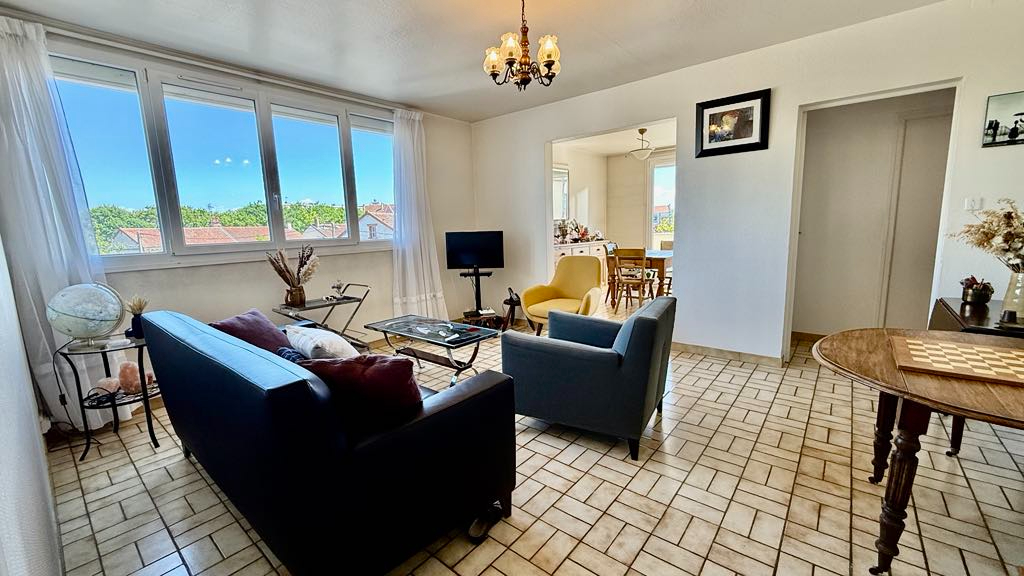 Photo Appartement Troyes 4 pièce(s) 71.54 m2 image 1/5