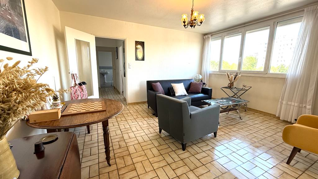 Photo Appartement Troyes 4 pièce(s) 71.54 m2 image 2/5