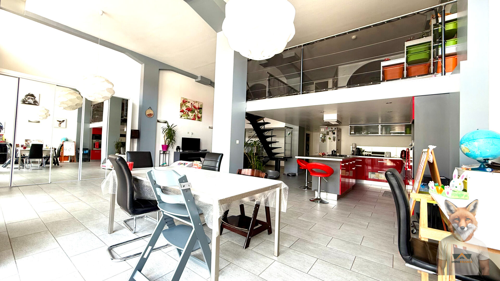 Photo Loft  5 pièce(s) 147 m2 à St julien Les Villas image 2/6