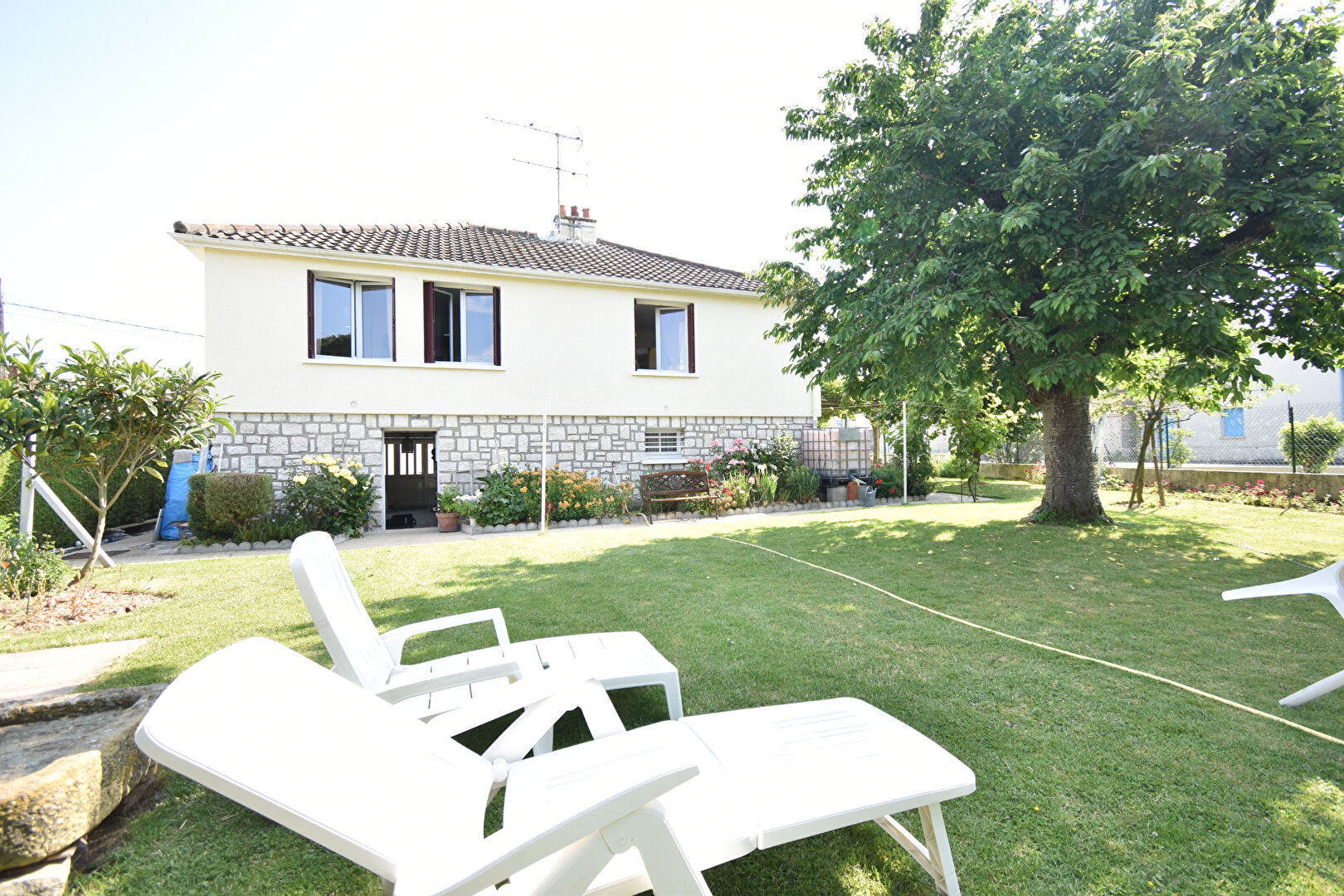 Photo Maison Guignes  4 chambres 1150 m² terrain sous sol  sur élevé aménagé image 6/6