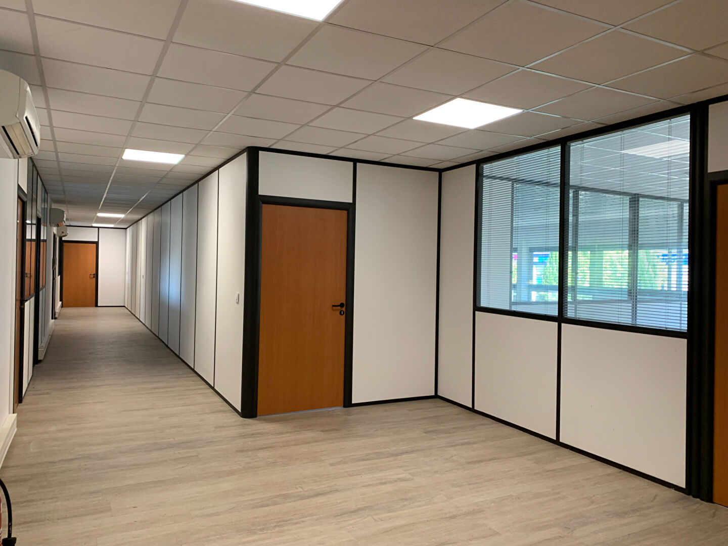 Photo BUREAUX A LOUER 88m2 image 3/5