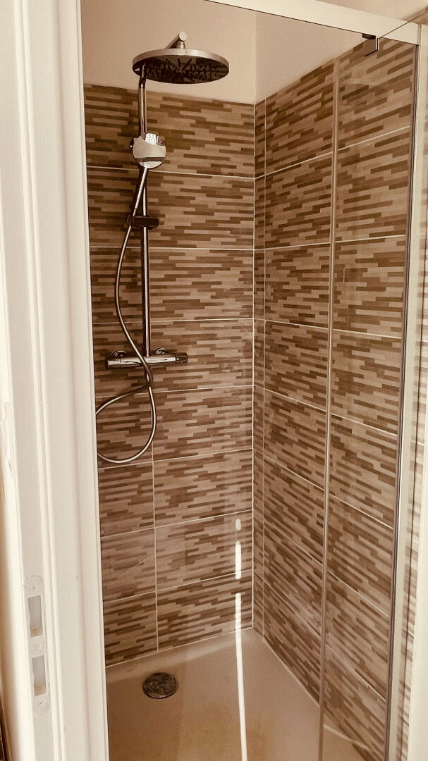 Photo Appartement T2 de 49 m²  - Pertuis quartier piscine image 6/6