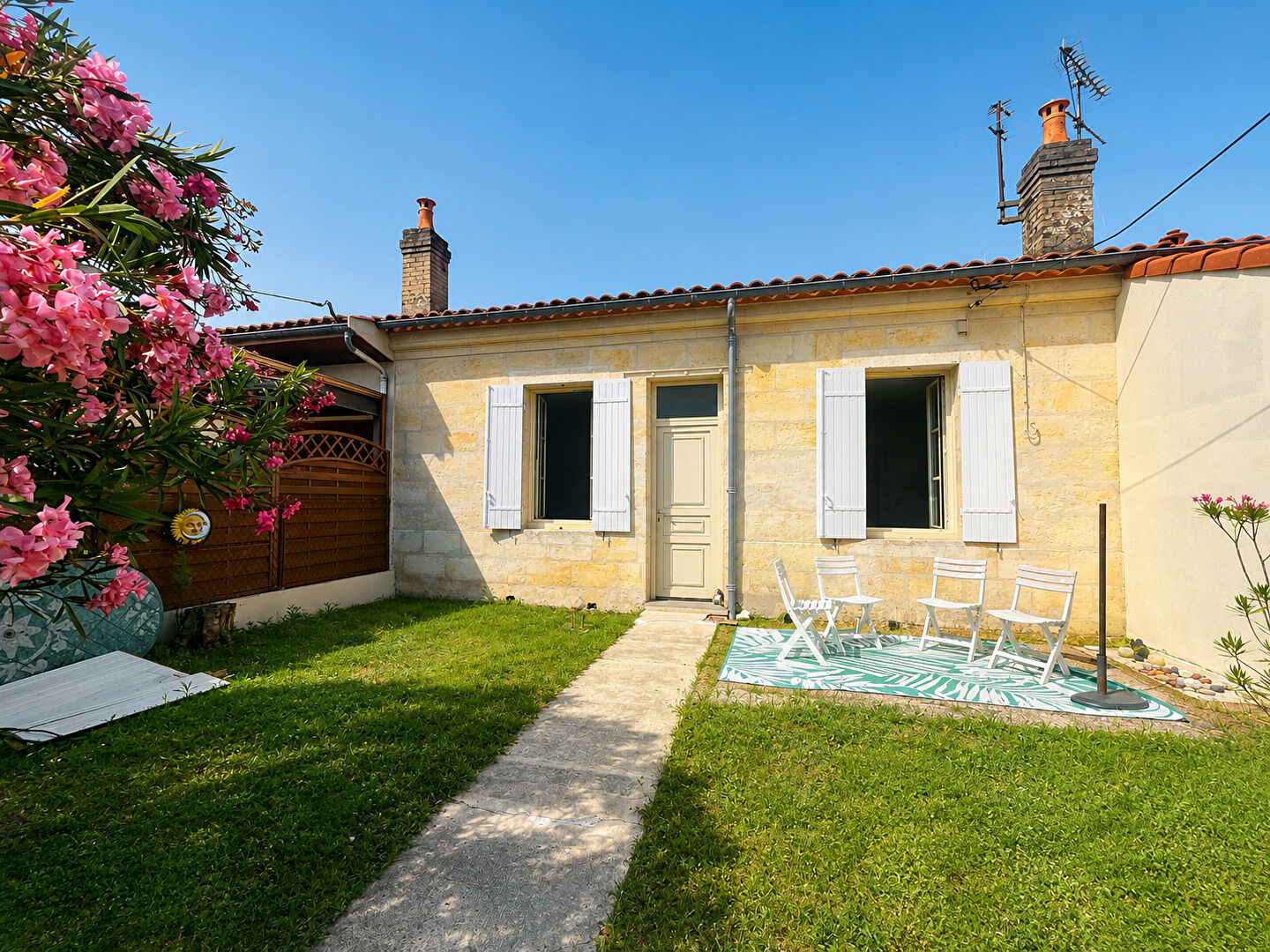 Agence immobilière de IMMOSOLUTION Cadaujac - IMMOSOLUTIONS