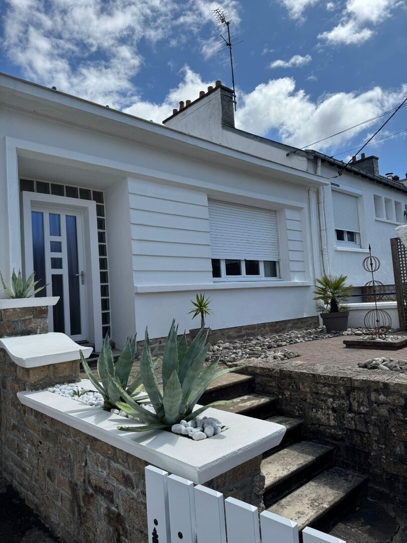 Photo À vendre - Maison T6 de plain-pied  131 m² - Quartier calme - Proximité gare et centre-ville image 3/6