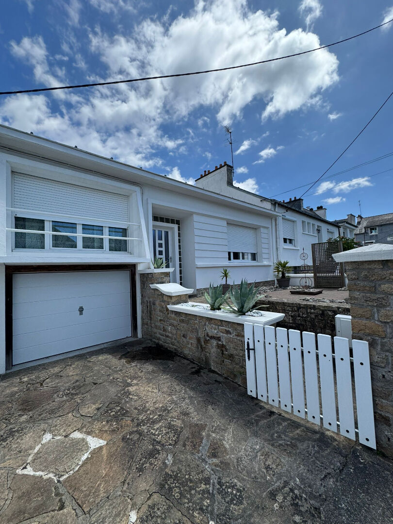 Photo À vendre - Maison T6 de plain-pied  131 m² - Quartier calme - Proximité gare et centre-ville image 4/6