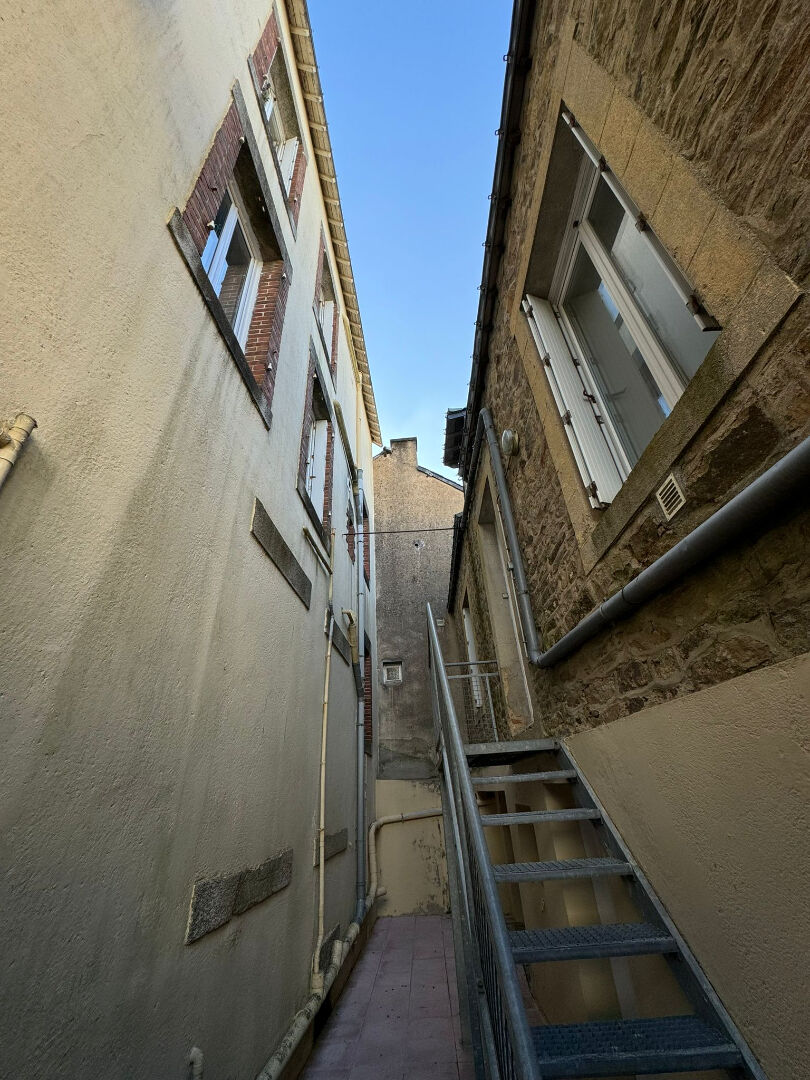 Photo T2 VANNES CENTRE A LOUER image 4/6