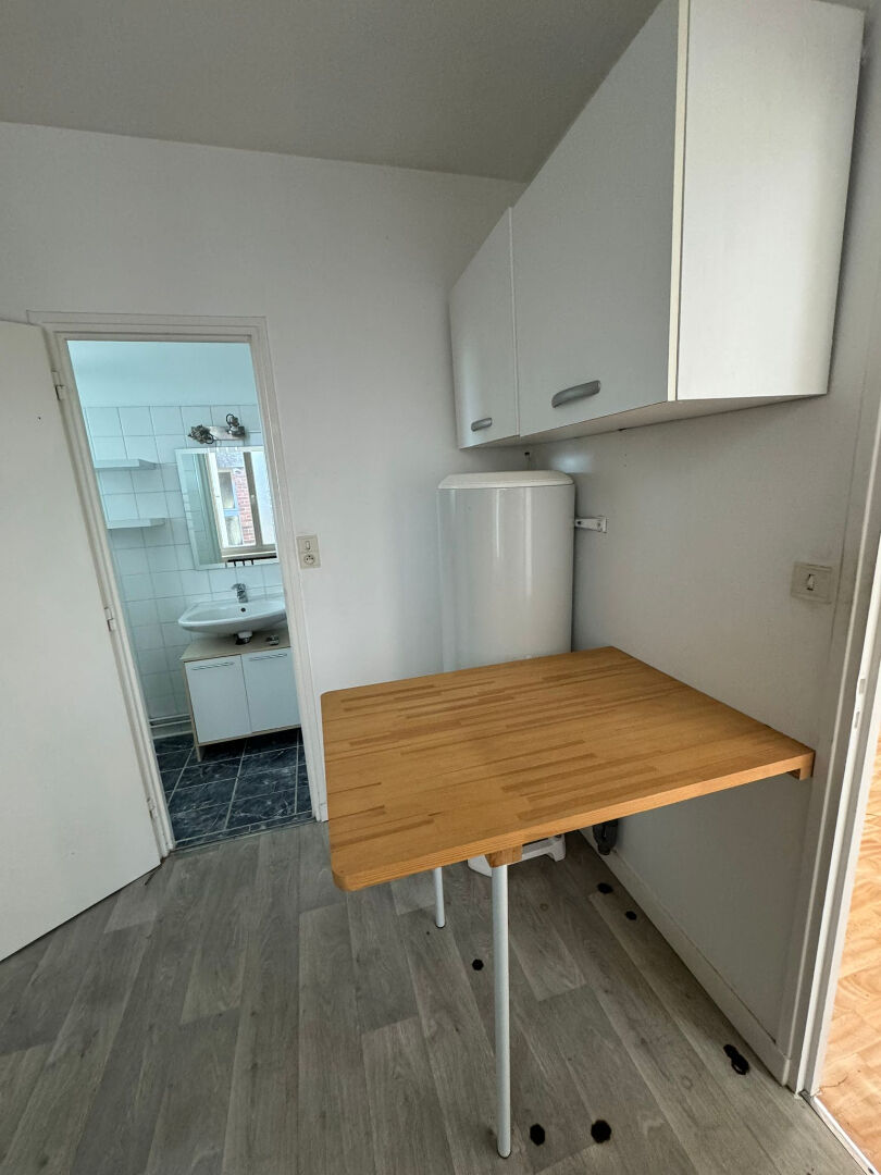 Photo T2 VANNES CENTRE A LOUER image 5/6