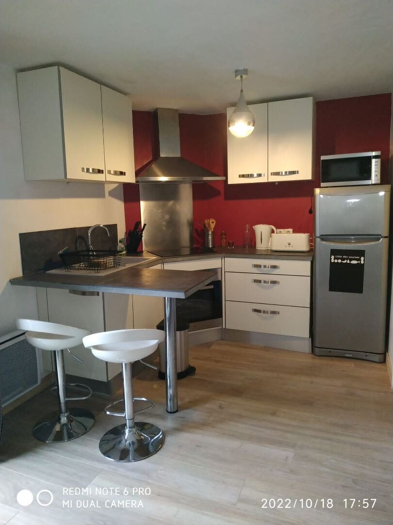 Photo T2 meublé - 36 m² - Plein centre historique de Vannes image 2/6