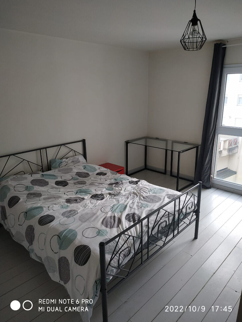 Photo T2 meublé - 36 m² - Plein centre historique de Vannes image 3/6