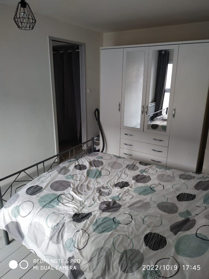 Photo T2 meublé - 36 m² - Plein centre historique de Vannes image 4/6