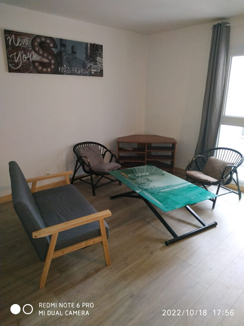 Photo T2 meublé - 36 m² - Plein centre historique de Vannes image 5/6